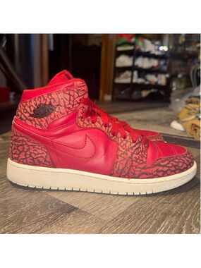 Nike Air Jordan 1 Retro Hi Prem BG 'Red Elephant' Size 6Y